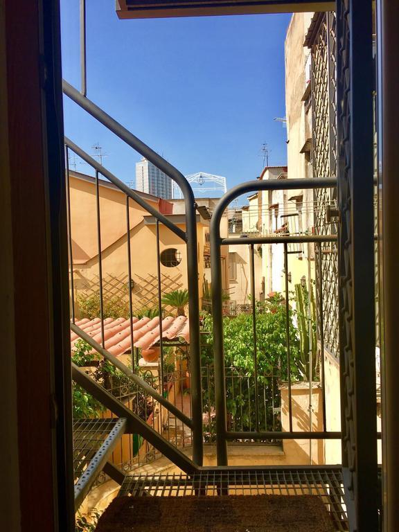 loft in PALAZZO TRINA 1600d.c. Appartamento Napoli Esterno foto