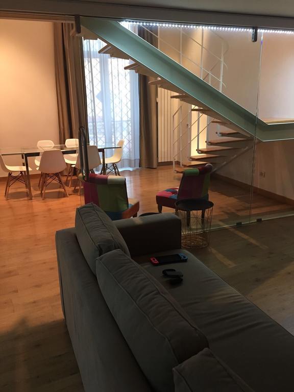 loft in PALAZZO TRINA 1600d.c. Appartamento Napoli Esterno foto